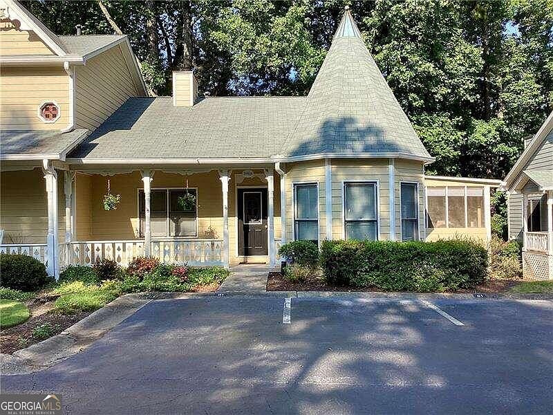 1st image of 3968 Chelsea Cmn