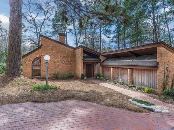 2035 Page One Rd, Longview, TX 75605