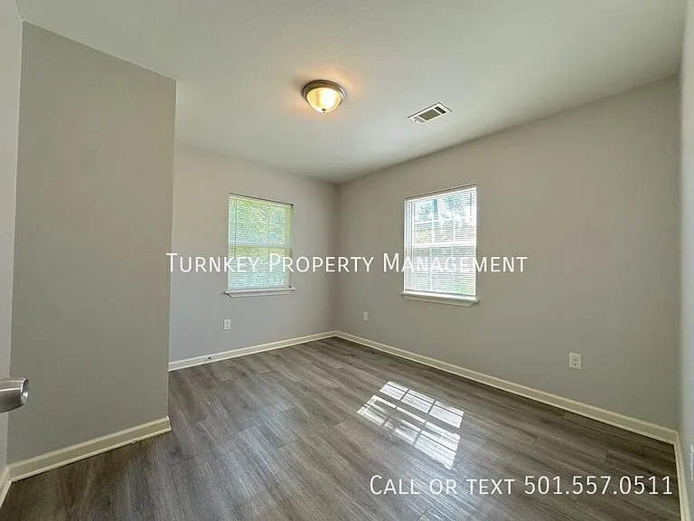 502 Rice St — Photo 6