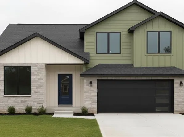 2200 SE Oak Ridge Dr, Oak Grove, MO 64075