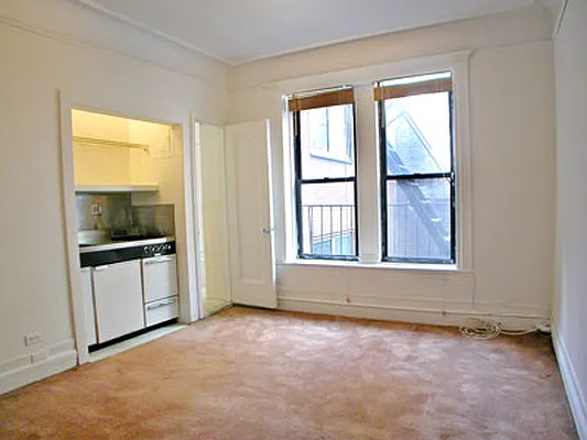 Rented by Barkoff Residential  | media 43