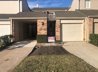 5850 Valley Forge Dr, Houston, TX 77057