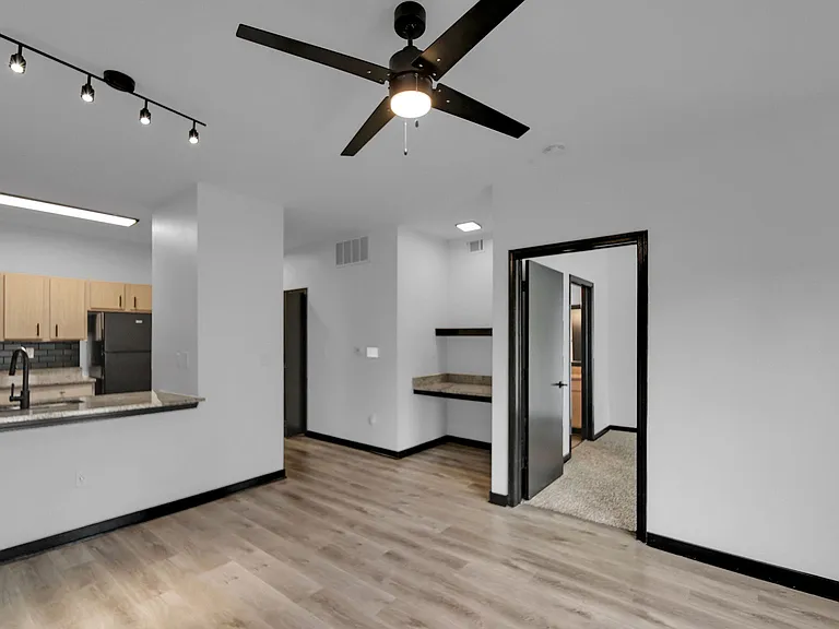 Bristol On Union Apartment Homes — Photo 15
