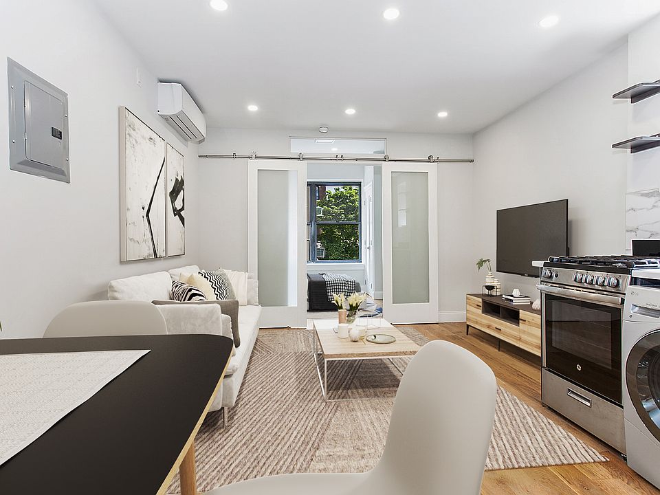 1st image of 313 E 61st St APT 3D