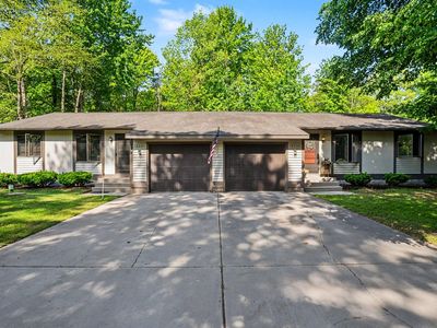 18341-43 148th Ave, Spring Lake, MI, 49456