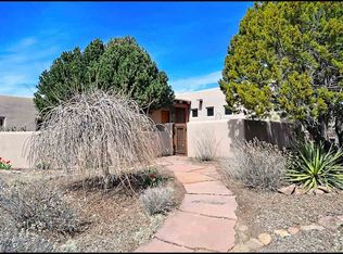 31 Blazing Star Cir, Santa Fe, NM 87506
