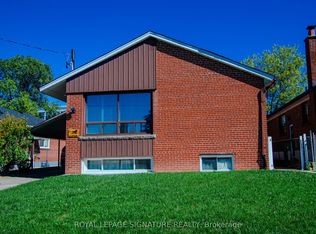 11 Blaydon Ave, Toronto, ON M3M 2C9