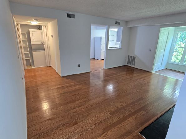 9210 Caspian Way APT 201