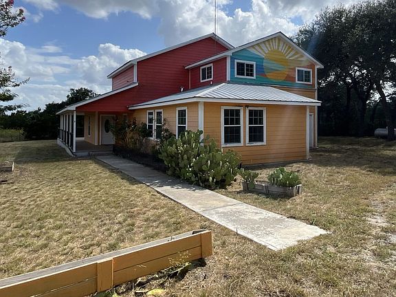 2nd image of 524 Rangeland Rd