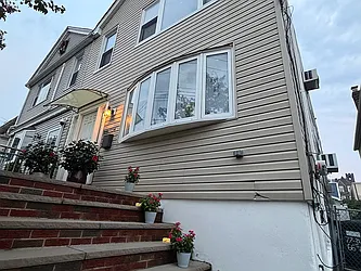 77-34 66 Road