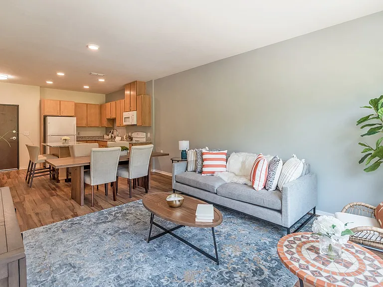 Covington Crossings 55+ Senior Living — Photo 37