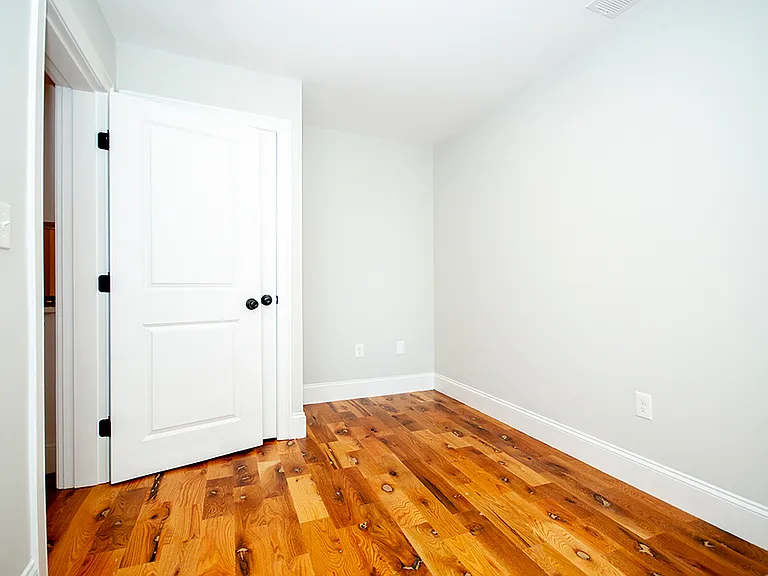 205 Marion St #2 — Photo 7