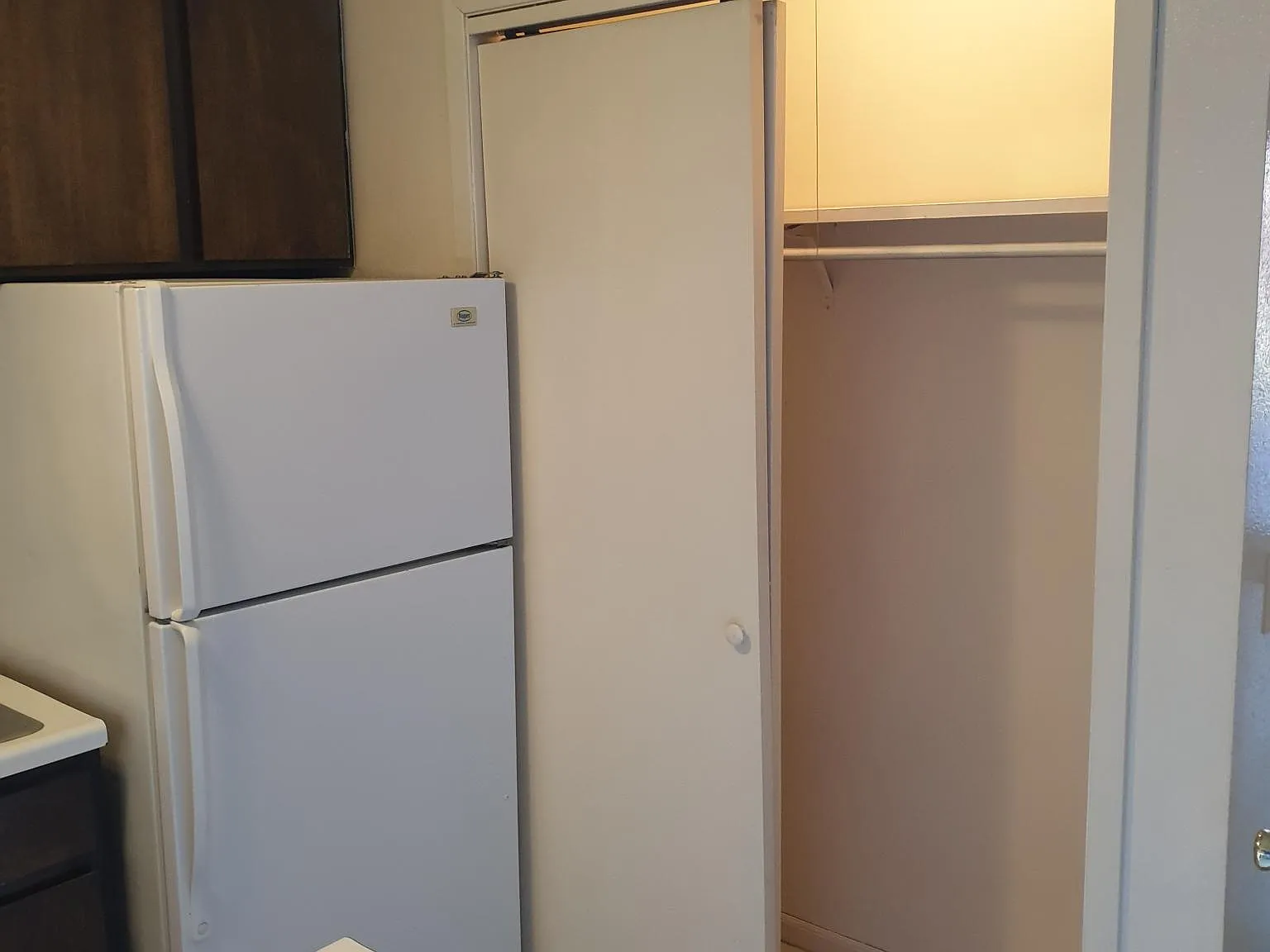415 N Lorraine Ave — Photo 4