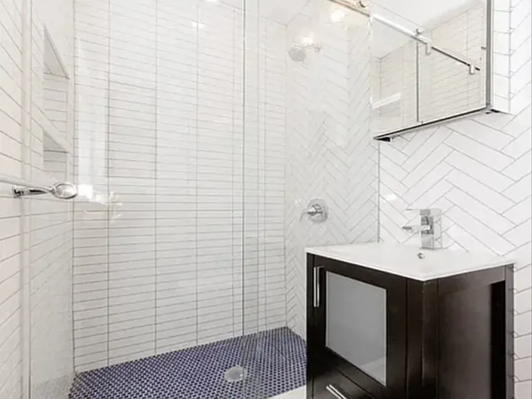 317 2nd Ave #10 — Photo 8