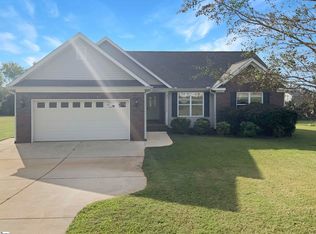 117 Dark Wood Ct, Woodruff, SC 29388
