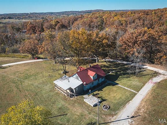 3rd image of 23288 Rock Bluff Dr