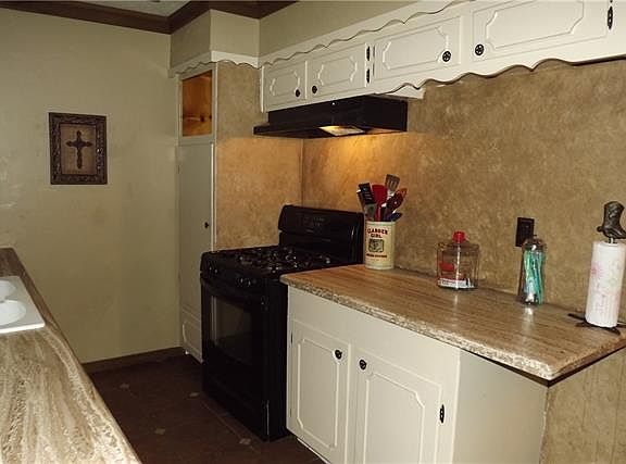 3rd image of 1702 Camara Ct