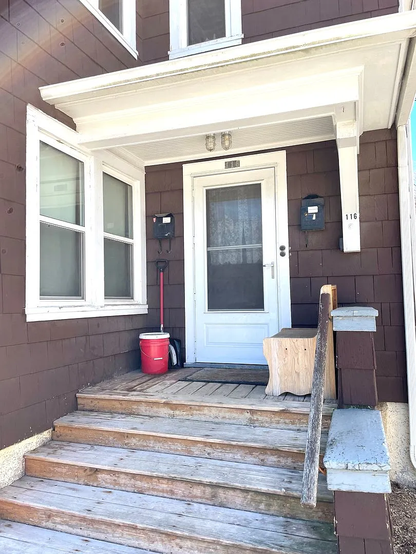 116-118 Proudfit Street — Photo 2