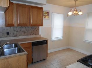 13532 Lenore St, Redford, MI 48239
