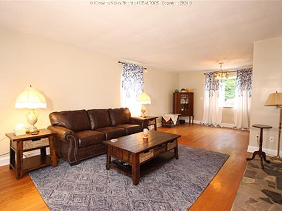 4th image of 405 Swarthmore Ave