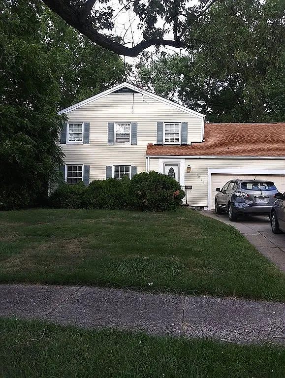 1093 Hereford Rd photo 1