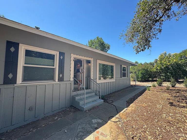 605 W Ojai Ave — Photo 9