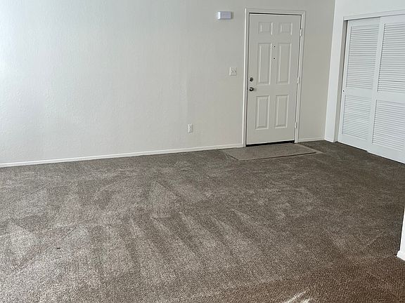4th image of 301 Pine Hollow Way #301