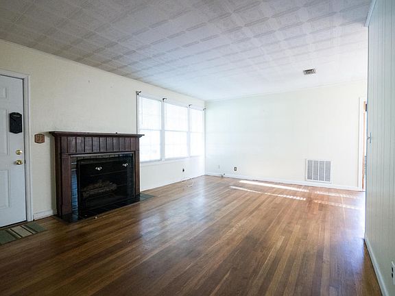 3rd image of 1231 Murray Dr