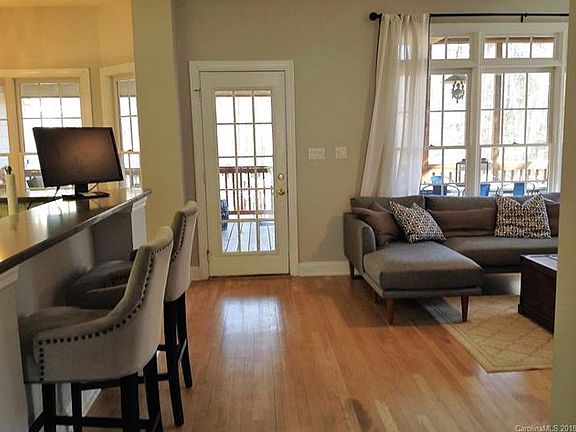 2nd image of 430 Catalina Dr #36