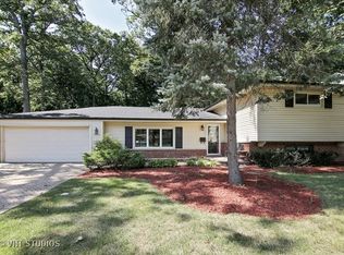 3975 Gregory Ln, Northbrook, IL 60062