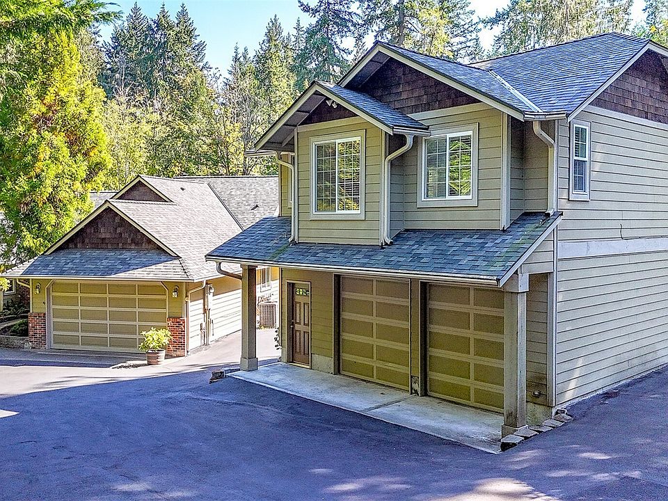 1st image of 23027 Country Drive E