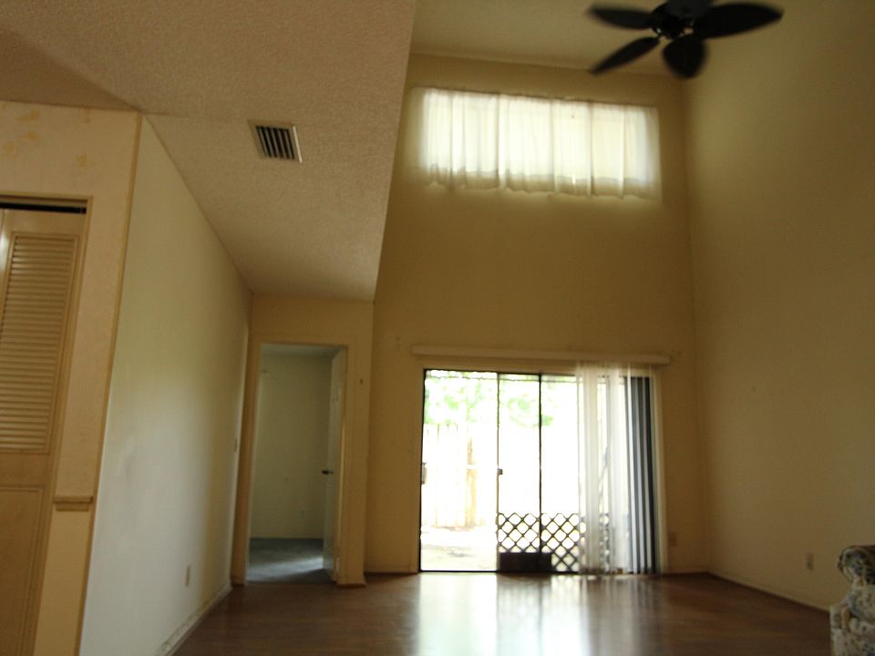 1st image of 7020 Edgemere Terrace