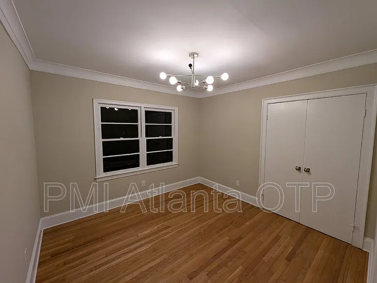 1952 Wellbourne Dr NE — Photo 16