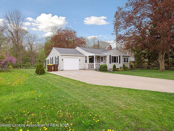 2nd image of 5205 E Brookfield Dr