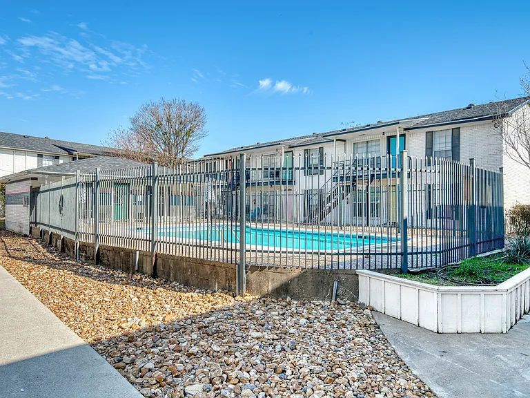 Midtown Manor and Towers Apartments Pool