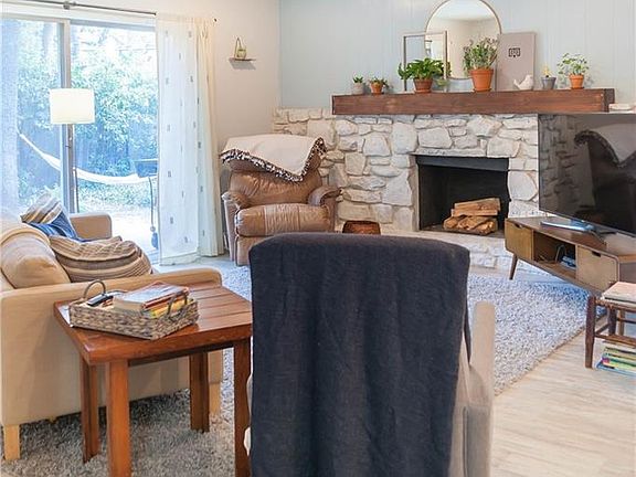 4th image of 2602 Olympia Ct