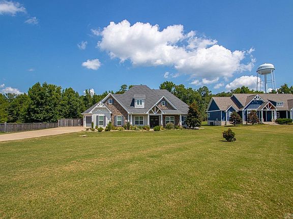 4th image of 4040 Vineyard Way