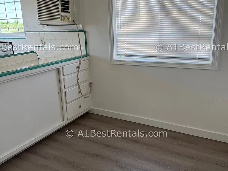 5351 Yosemite Blvd #1 — Photo 7