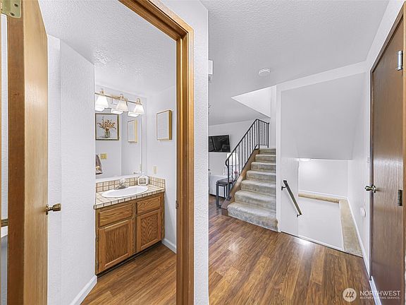 5th image of 3500 Ridgemont Way #3