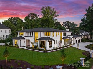 2105 La Gorce Dr, Charlotte, NC 28226