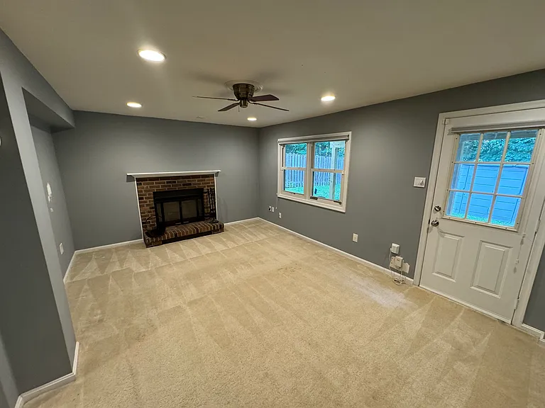 8117 Willowdale Ct — Photo 9