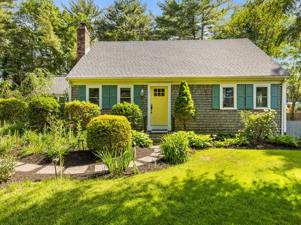 4 Woodville Way, Wareham, MA 02571