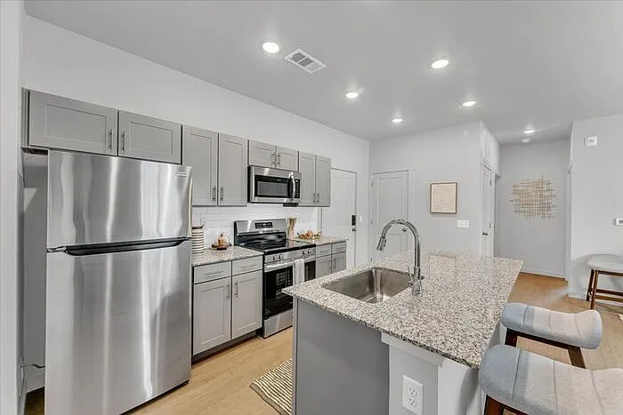 711 E Huntsville Rd #535 — Photo 9