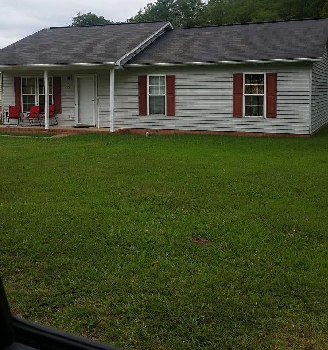1st image of 1610 Lake St