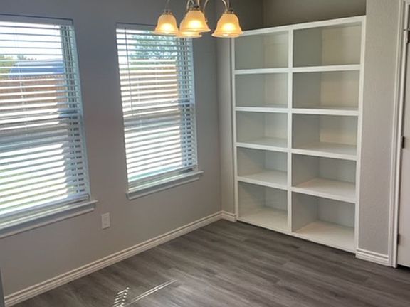 5th image of 2884 Melissa Ln