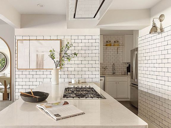 4th image of 166 W 76th St #5DE