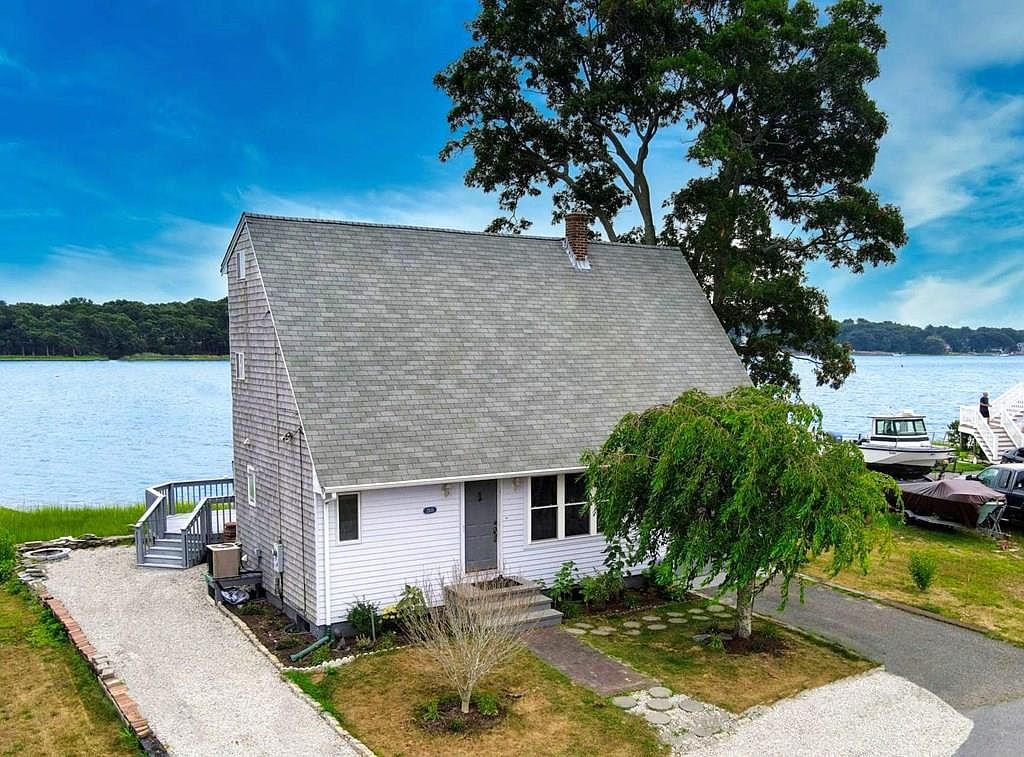 2935 Pleasant St, Dighton, MA 02715 Zillow