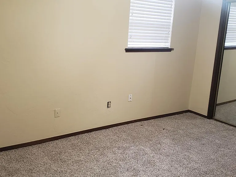 930 Brookhurst Blvd — Photo 7