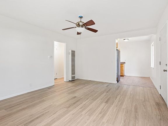 4th image of 2800 Devonshire Ave #2800
