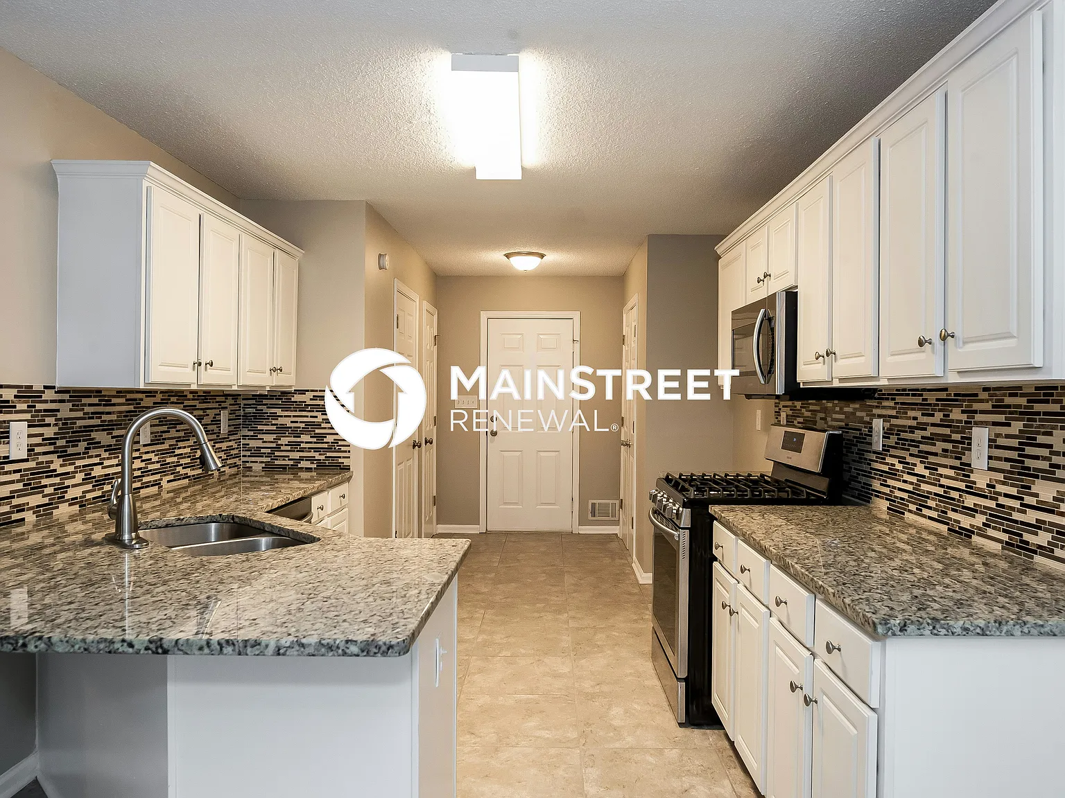 300 Daileys Plantation Dr — Photo 4